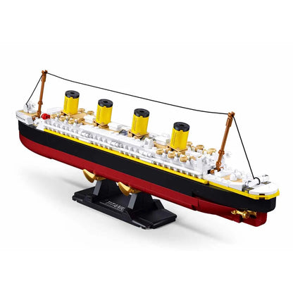 Sluban Titanic 1:700 Scale Building Block Model – 378 Pieces | M38-B1551